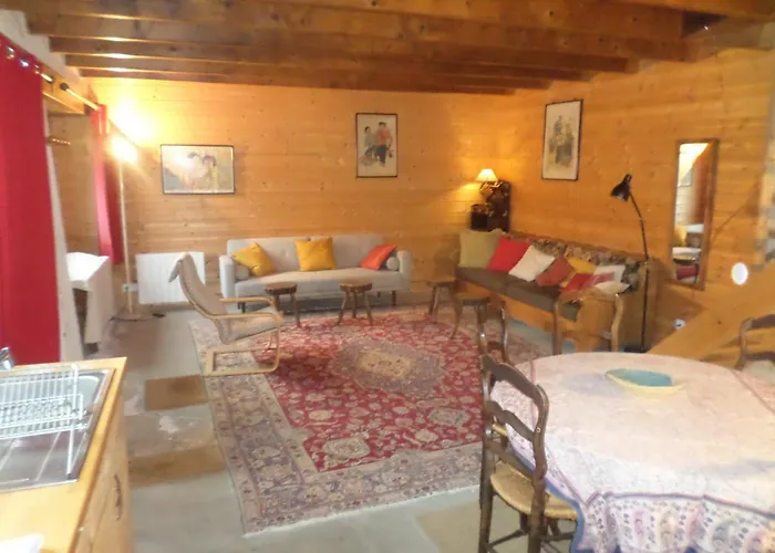 Four A Pain Montclard