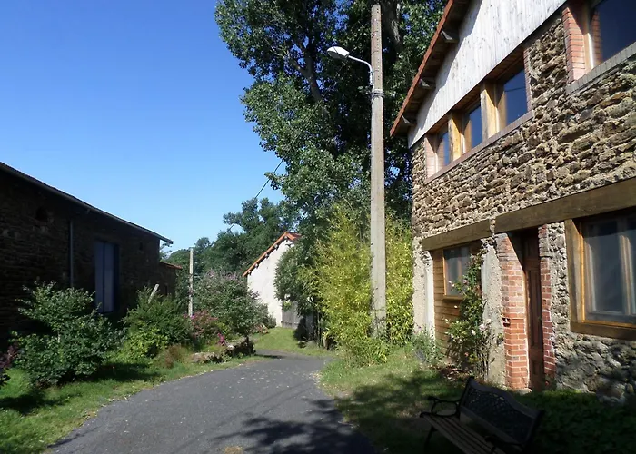 Four A Pain Montclard